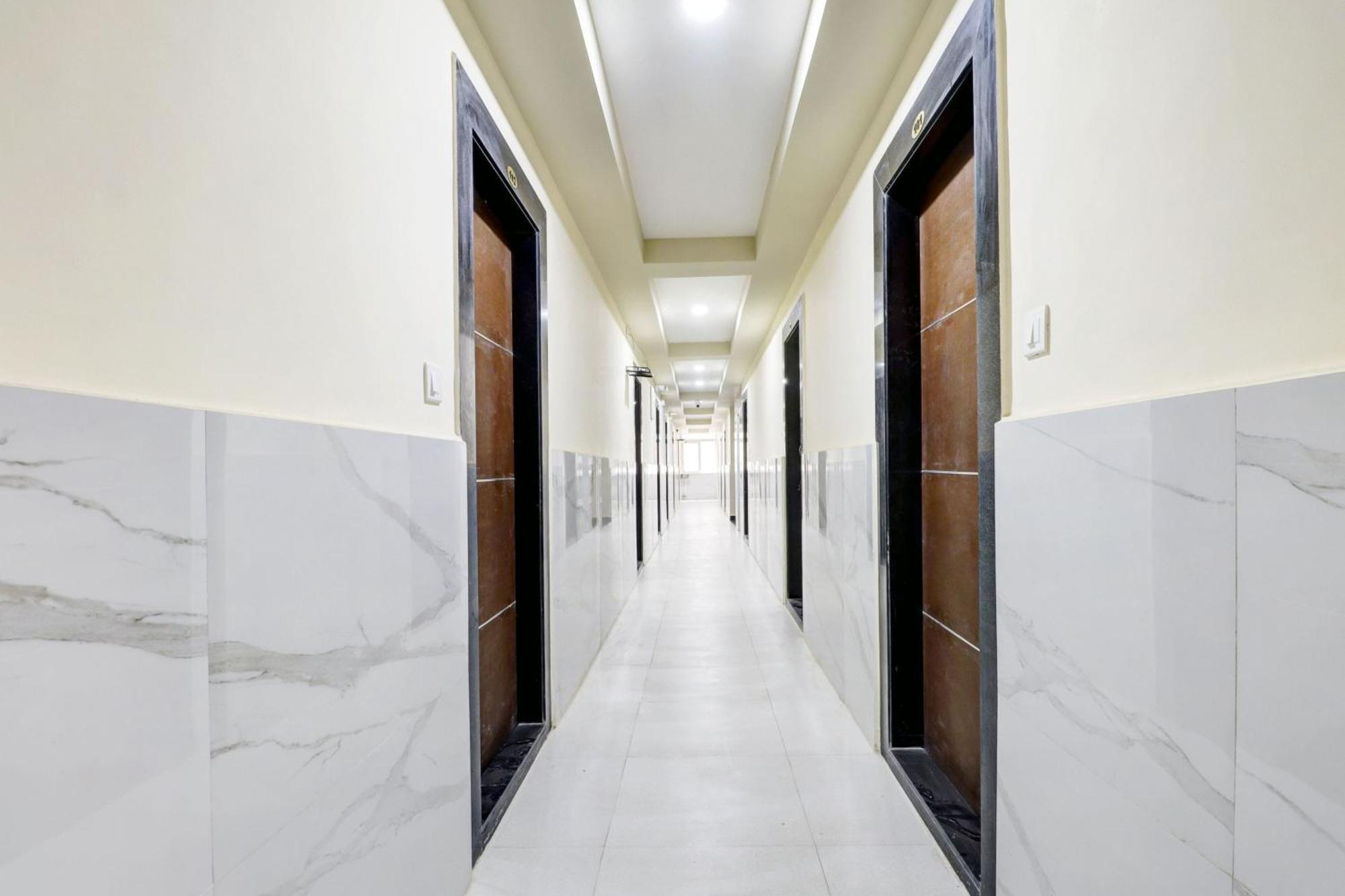 Super Hotel O Sri Harshitha Grand Near Zudio - Star Bazaar, Kundalhalli Gate Bangalore Exterior photo