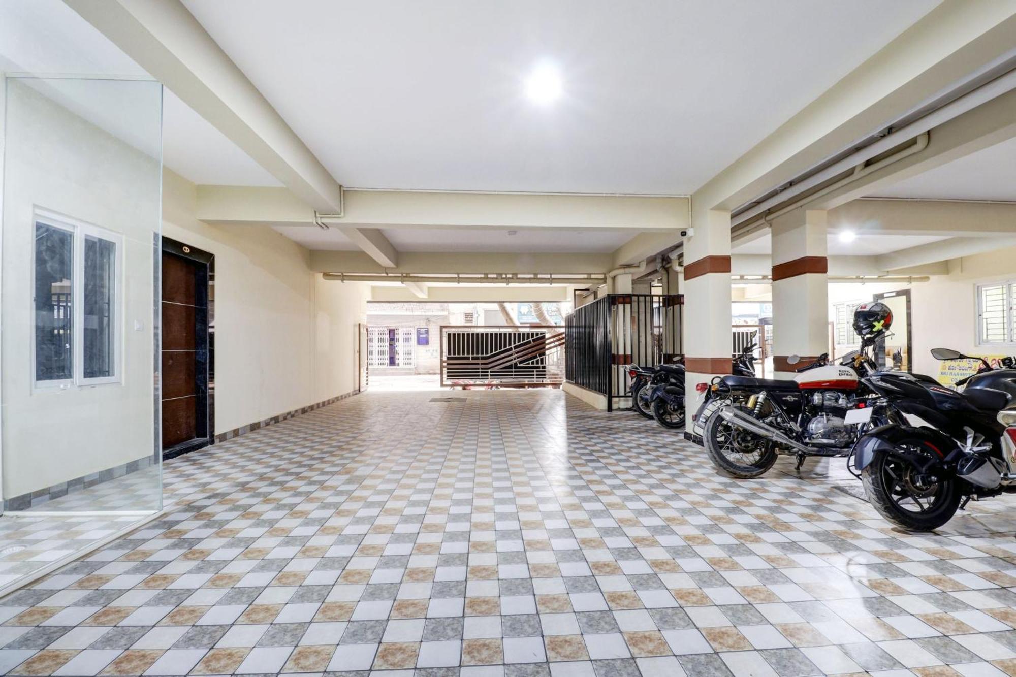 Super Hotel O Sri Harshitha Grand Near Zudio - Star Bazaar, Kundalhalli Gate Bangalore Exterior photo